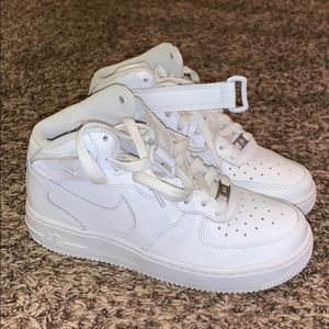 Nike Air Force 1s Mids